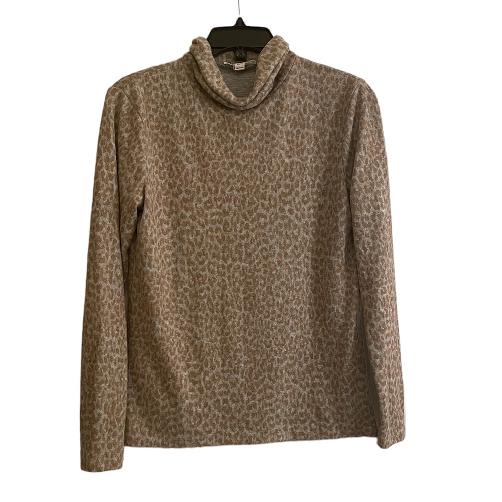 BEACHLUNCHLOUNGE Leopard Print Turtleneck Sweater